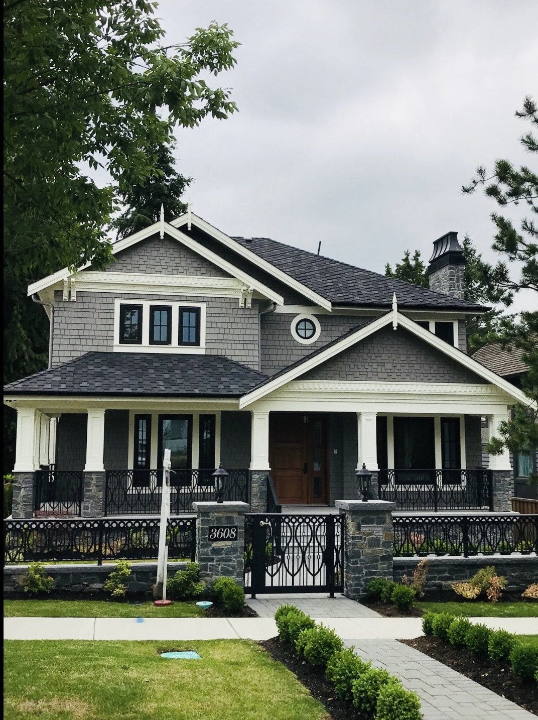 Craftsman shingle with porch